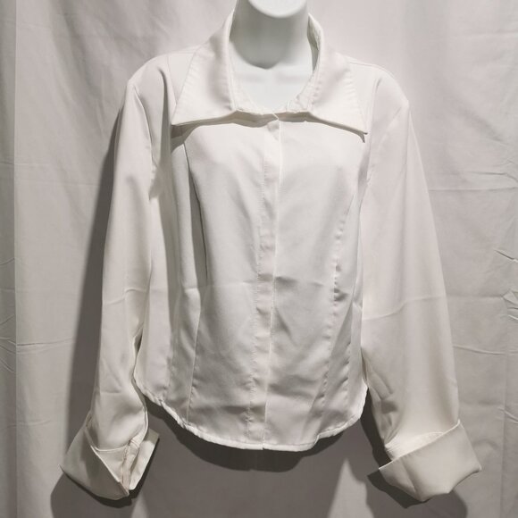 Button Down Blouse with Oversized Collar and Cuffs Size 1XL NWOT #192 - Picture 1 of 6